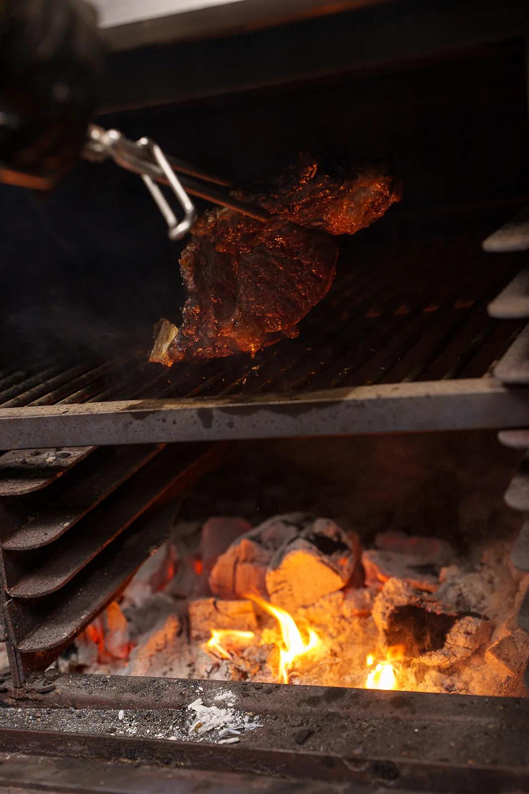 Carne en la brasa de Nook